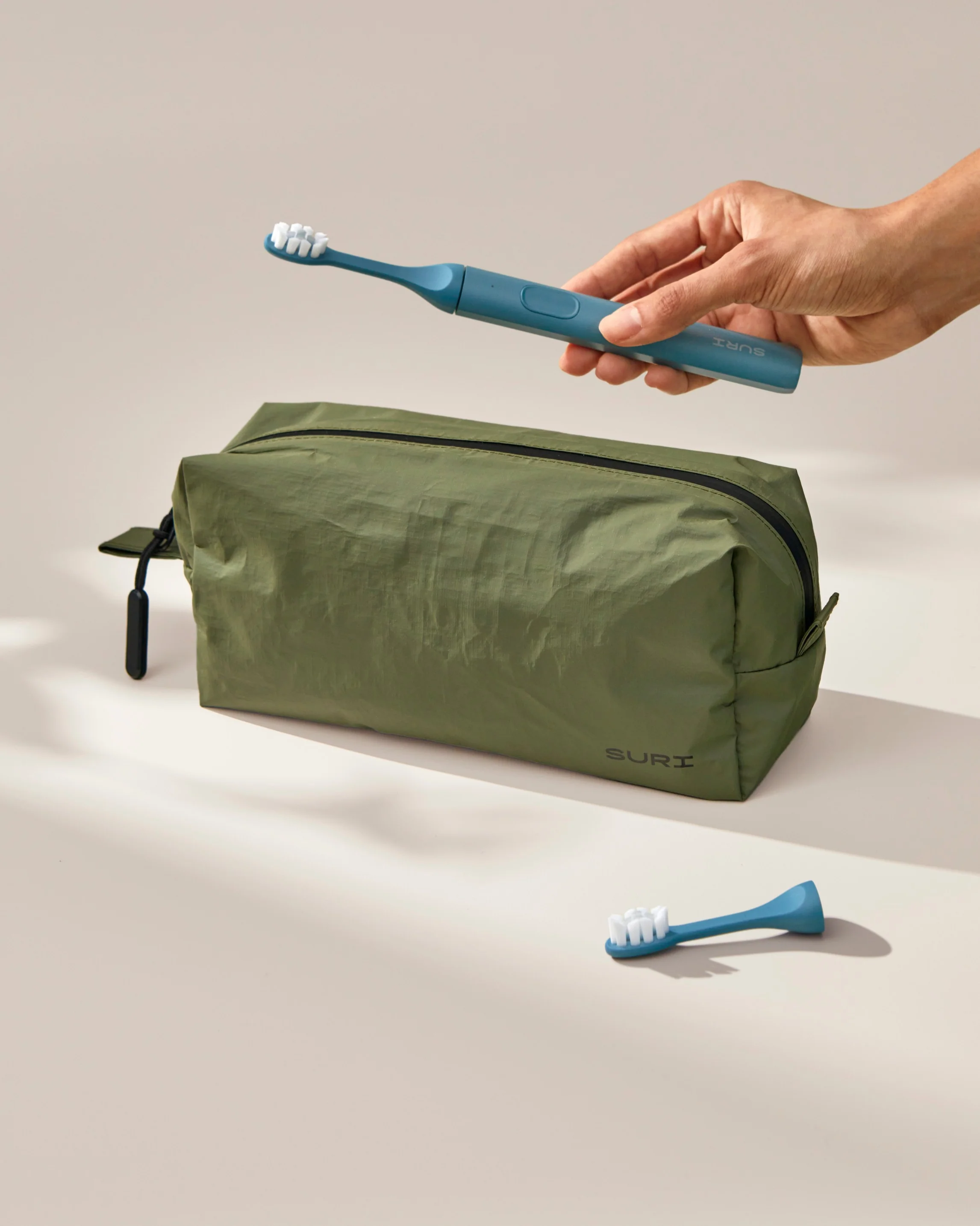 The Travel Set - Image 16